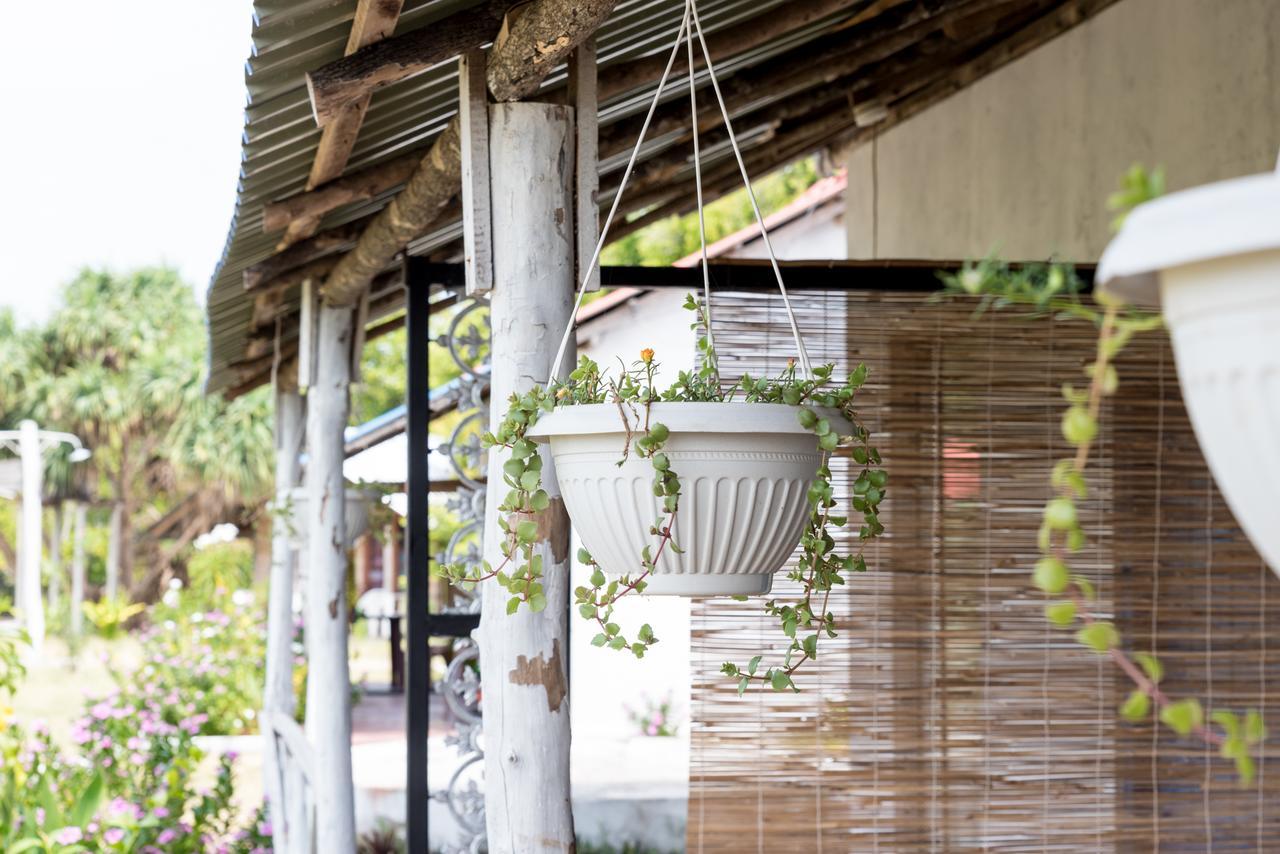 Bliss Bay Nilaveli Hotel Exterior foto